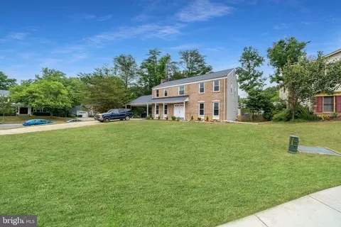 7005 Nightingale Ct, Lanham, MD 20706 photo 2