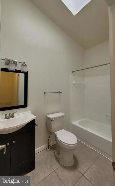 Bath - 6908 Storch Cir, Lanham, MD 20706 photo 4 of 4
