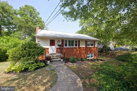 6208 Quebec St, Berwyn Heights, MD 20740