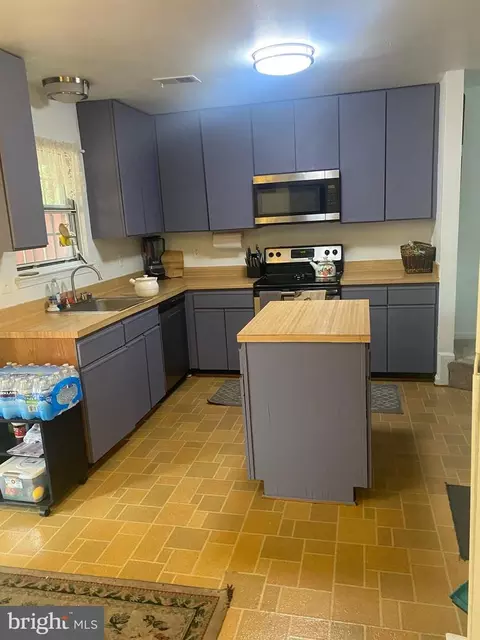 Kitchen - 10428 Storch Turn Turn, Lanham, MD 20706 photo 2 of 3