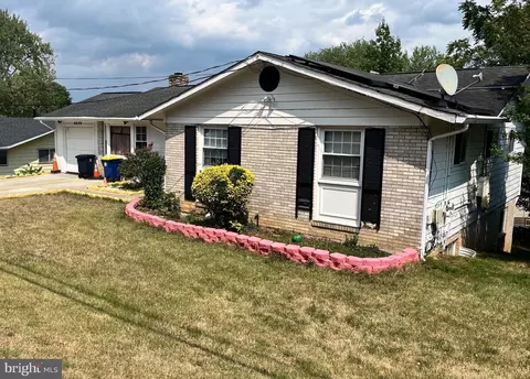 6629 Auburn Ave, New Carrollton, MD 20784