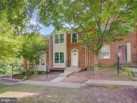 1717 Barrington Ct, Bowie, MD 20721