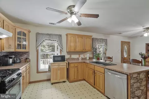 13720 Molly Berry Rd, Brandywine, MD 20613 photo 14