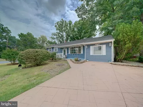 12905 Craiglawn Ct, Beltsville, MD 20705