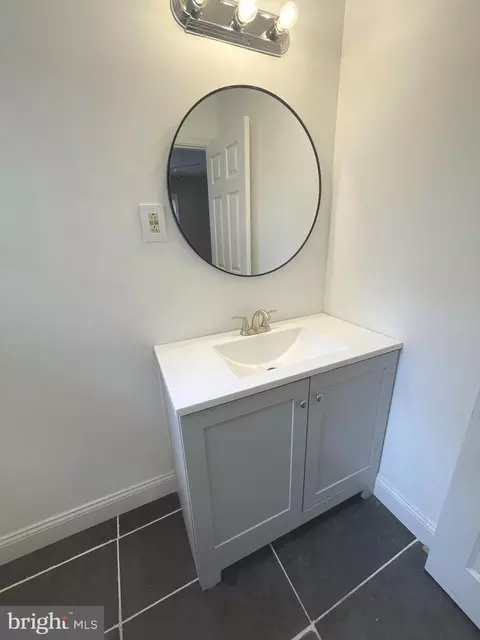 Bath - 9504 Van Buren St, Lanham, MD 20706 photo 5 of 7
