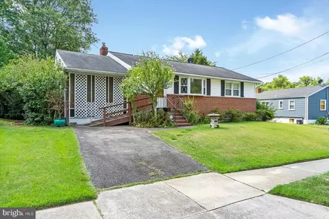 Exterior - 9203 Kimbark Ave, Lanham, MD 20706 photo 2 of 9