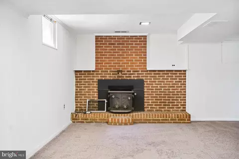 Living - 9203 Kimbark Ave, Lanham, MD 20706 photo 7 of 7