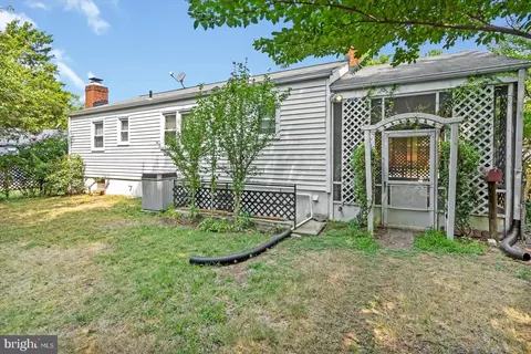 Exterior - 9203 Kimbark Ave, Lanham, MD 20706 photo 6 of 9