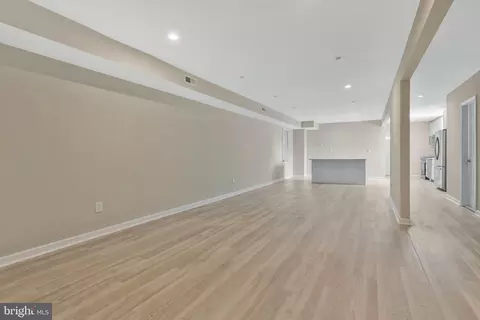Living - 831 Eastern Ave, Fairmount Heights, MD 20743 photo 4 of 5