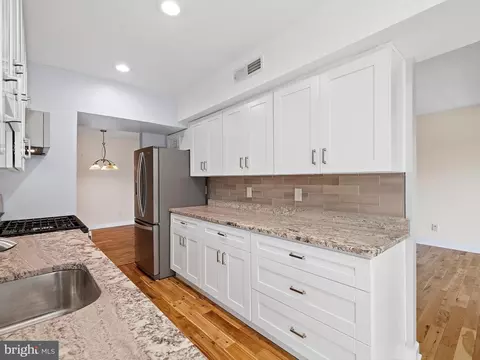 11210 Cherry Hill Rd #303, Beltsville, MD 20705