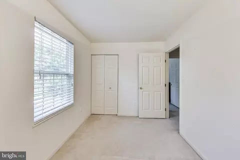 5810 Huckburn Ct, Laurel, MD 20707 photo 32