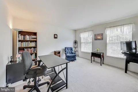 5810 Huckburn Ct, Laurel, MD 20707 photo 24