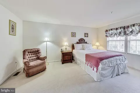 5810 Huckburn Ct, Laurel, MD 20707 photo 19