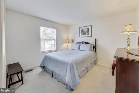 5810 Huckburn Ct, Laurel, MD 20707 photo 27