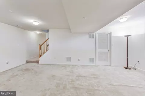 5810 Huckburn Ct, Laurel, MD 20707 photo 35