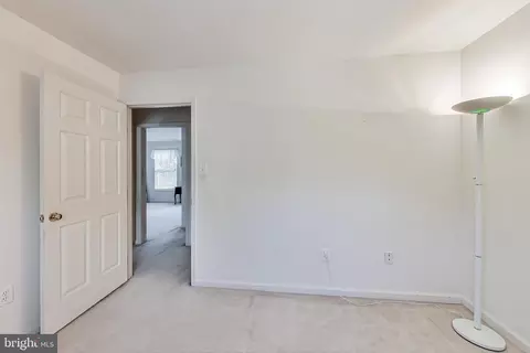 5810 Huckburn Ct, Laurel, MD 20707 photo 31