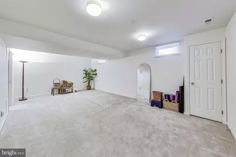 5810 Huckburn Ct, Laurel, MD 20707 photo 34