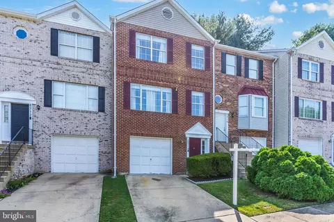 8514 Grandhaven Ave, Marlboro, MD 20772