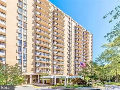 6100 Westchester Park Dr #1203, College Park, MD 20740