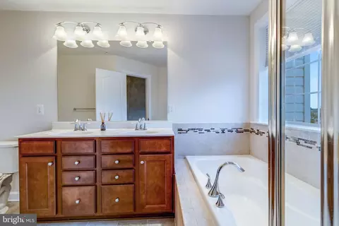 2113 Saint Josephs Dr, Bowie, MD 20721 photo 52