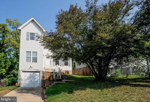 5904 Burgundy St, Capitol Heights, MD 20743