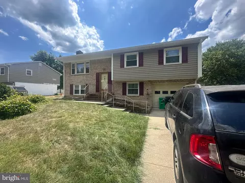 608 Shelfar Pl, Fort Washington, MD 20744