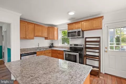 Kitchen - 8600 Lantern Ln, Clinton, MD 20735 photo 1 of 2