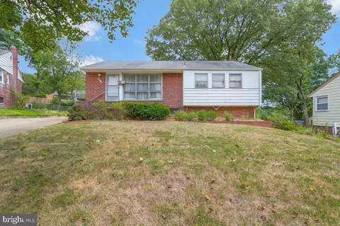 6513 Quentin Ct, New Carrollton, MD 20784