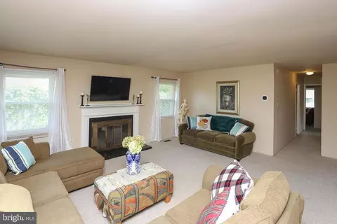 1108 Pennypacker Ln, Bowie, MD 20716 photo 11