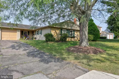 1108 Pennypacker Ln, Bowie, MD 20716 photo 4