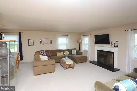 1108 Pennypacker Ln, Bowie, MD 20716 photo 10