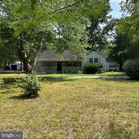 15916 Livingston Rd, Accokeek, MD 20607