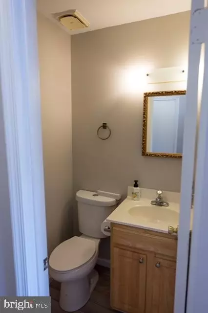 8452 Snowden Oaks Pl, Laurel, MD 20708 photo 8
