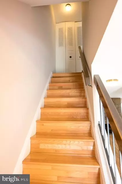 8452 Snowden Oaks Pl, Laurel, MD 20708 photo 9