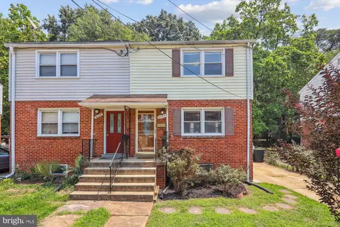 6127 41st Ave, Hyattsville, MD 20782