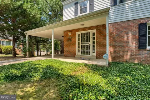 7504 Vanessa Ct, Lanham, MD 20706 photo 2