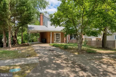 7504 Vanessa Ct, Lanham, MD 20706 photo 4