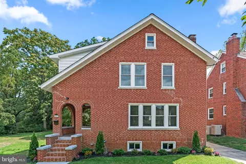 4213 Tuckerman St, University Park, MD 20782