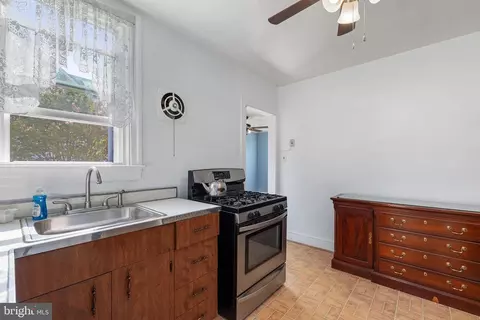 9022 2nd St, Lanham, MD 20706 photo 12