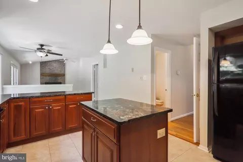 Entry Way - 11904 Bristolwood Ter, Laurel, MD 20708 photo 5 of 11
