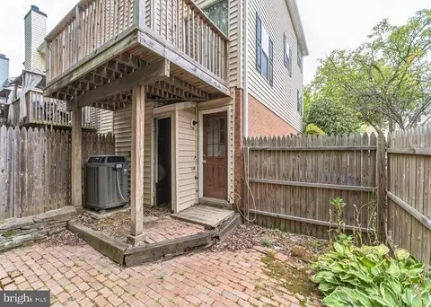 7651 S Arbory Ln, Laurel, MD 20707
