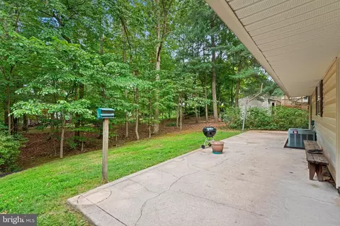 12203 Valerie Ln, Laurel, MD 20708 photo 44