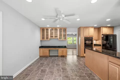 12203 Valerie Ln, Laurel, MD 20708 photo 19