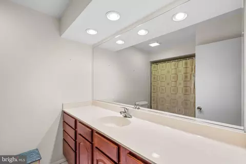 12203 Valerie Ln, Laurel, MD 20708 photo 29