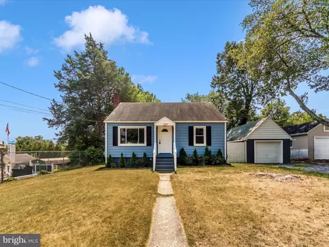 4805 Howard Ave, Beltsville, MD 20705