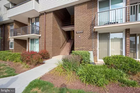 10202 Prince Pl #304, Marlboro, MD 20774