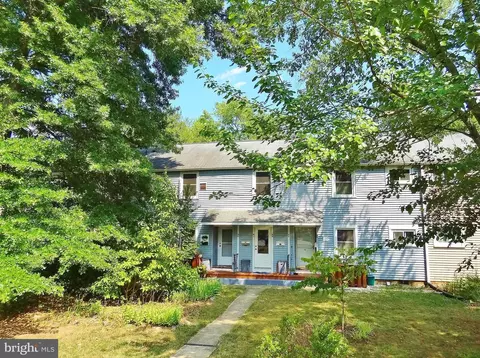 8 J Laurel Hill Rd #J, Greenbelt, MD 20770