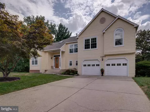 13700 Gallic Ct, Bowie, MD 20720