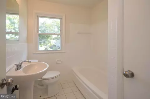 7207 Oliver St, Lanham, MD 20706 photo 12