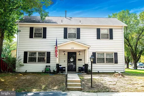 12176 Dove Cir, Laurel, MD 20708